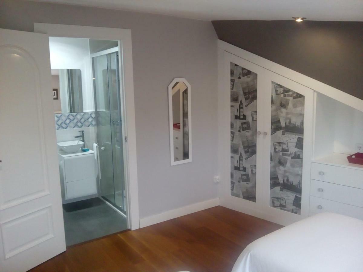 Apartamentos Puerta De Gijon Exterior photo